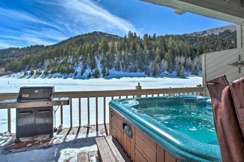 Upscale House On Eaglevail Golf Course With Hot Tub!