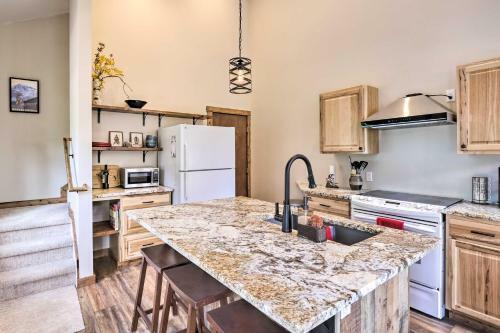 Upscale Mountain Living In Breck Hot Tub And Views!