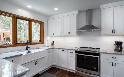 Summit Haven Home Hot Tub Stylish New Remodel