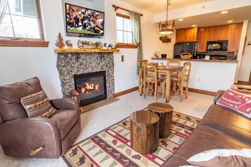 Lodge At Highland Greens 208