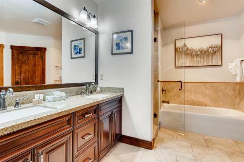 Apartamento True Ski-in Ski-out Luxury Condo Condo