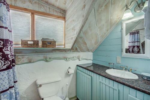 Lazy Dog Lodge Home