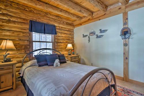 Quintessential Breckenridge Cabin With Hot Tub!
