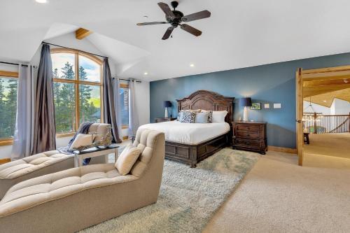 Majestic Lodge Retreat Amenities Views