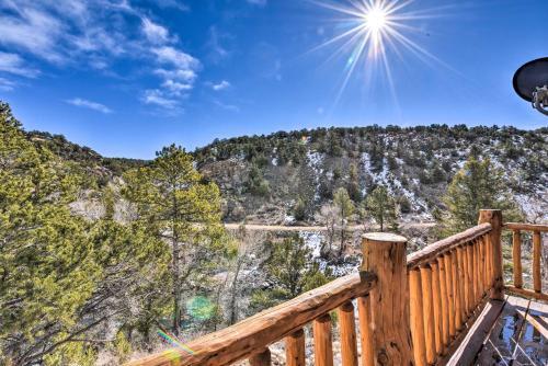Riverfront Retreat With Hot Tub Fish And Hike!