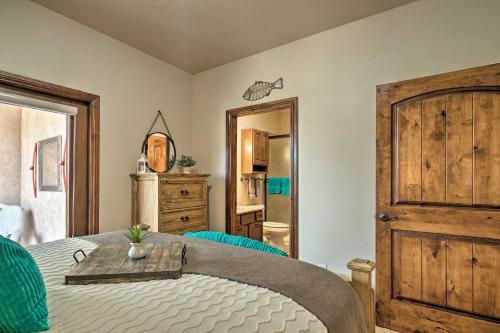 Idyllic Colorado Springs Escape With Pikes Peak Views