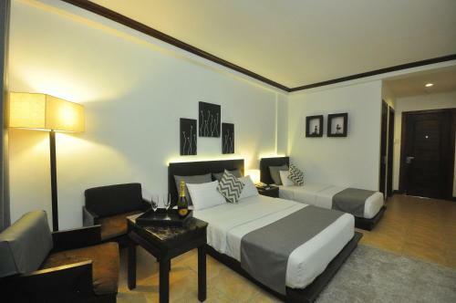 Hotel Boracay Ocean Club Beach Resort