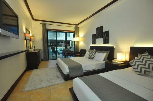 Hotel Boracay Ocean Club Beach Resort