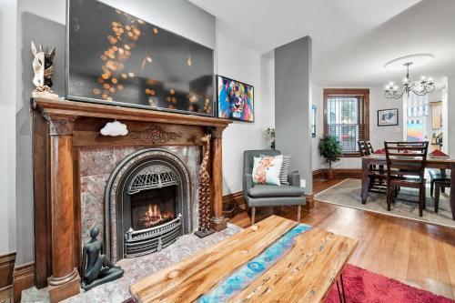 5 Star Cap Hill 3br Patio Garage & Walk Downtown