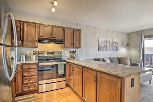 Apartamento Top-floor Condo In Central Dillon With Views!