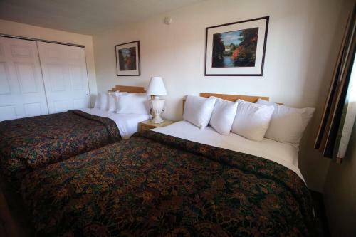 Hotel Spanish Trails Inn And Suites