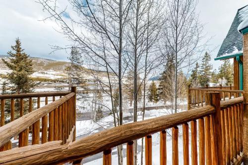 Treehouse Townhome II At Summerwood