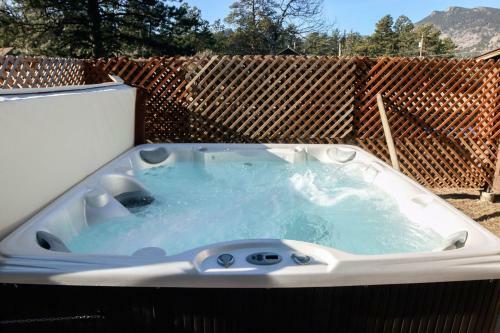 Triple R Cottages By Rocky Mountain Resorts