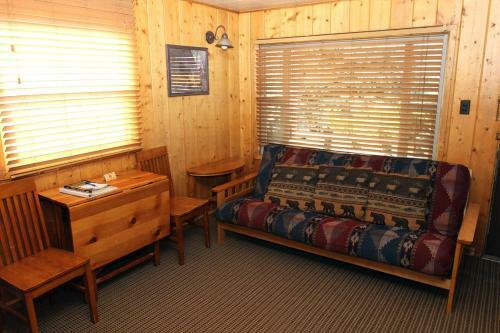 Lazy R Cottages By Rocky Mountain Resorts
