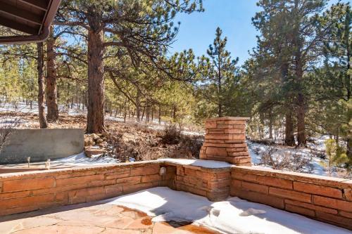 The Dunraven Retreat -- Ev #3487 Cabin