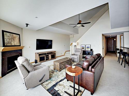 Apartamento Lakepoint Condo #708 Condo