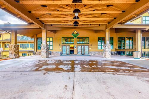 The Inn At Silvercreek Lofted Living