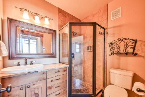 Saddle Ridge Lodge