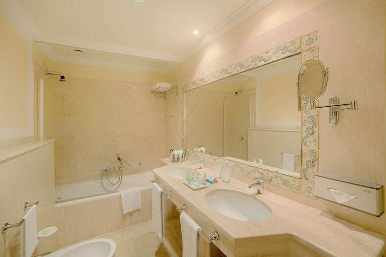 Hotel NH Caltagirone Villa San Mauro