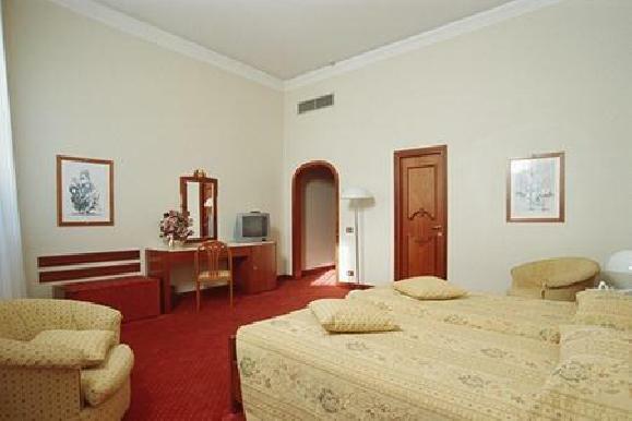 Hotel Roma