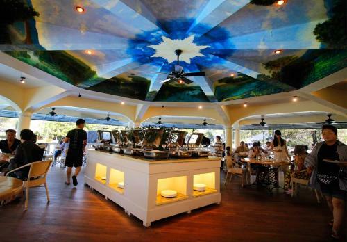 Hotel Plantation Bay Resort And Spa