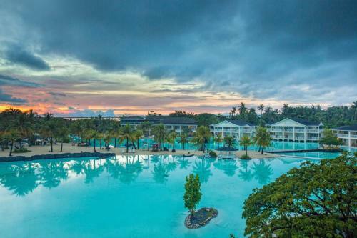 Hotel Plantation Bay Resort And Spa