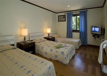 Hotel The Suites At Mount Malarayat