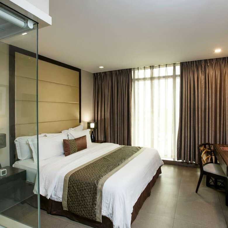 Goldberry Suites And Hotel