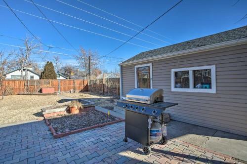 Adventure Home Base - 7 Blocks To Downtown!