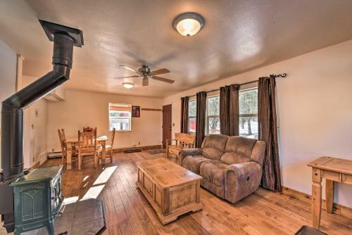 Howard Hideaway With Gas Grill On Cherry Creek!