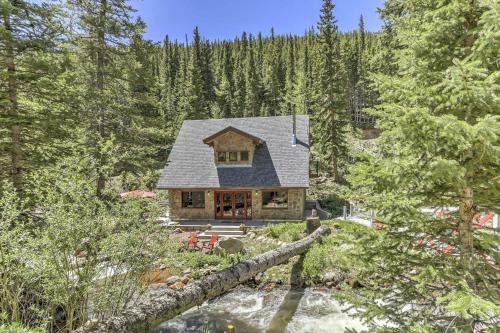 Cozy Idaho Springs Cottage With Mill Creek Views!