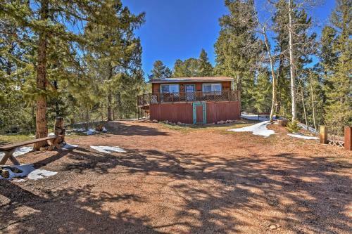 Cabin With Mtn Views - 5 Mi To Mueller State Park!