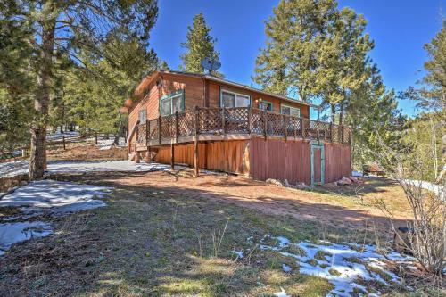 Cabin With Mtn Views - 5 Mi To Mueller State Park!