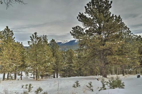 Secluded Hilltop Hideaway With Deck And Mountain Views!