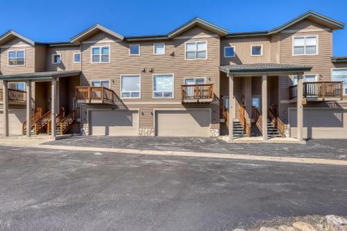 Prospector Village 120c