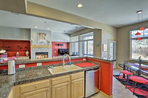 Modern Silverthorne Townhome With Hot Tub And Mtn Views