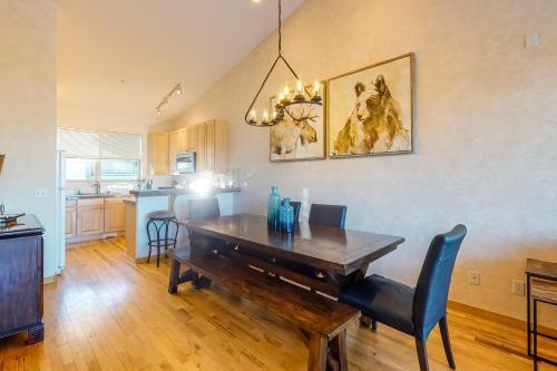 Prospector Village 105c
