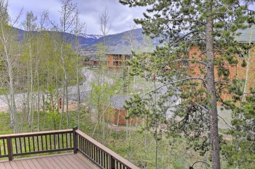 Luxury Silverthorne Home - 3 Decks, Mountain Views