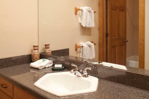 Hotel Shadowbrook, A Destination By Hyatt Residence