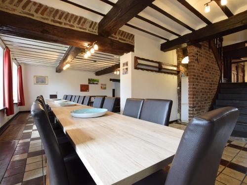 Holiday Home Le Relais De Chasse Melreuxhotton