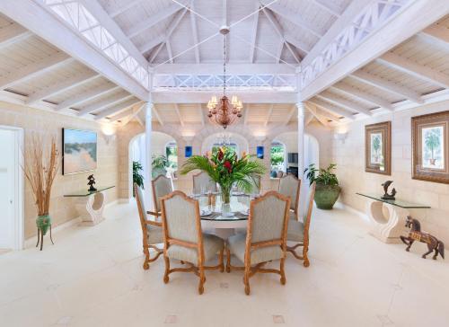 Coconut Grove 1 Luxury Villa