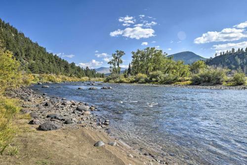 Elegant South Fork Abode Ski, Fish, And Hike!