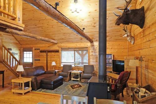 Arapahoe Adventure Cabin