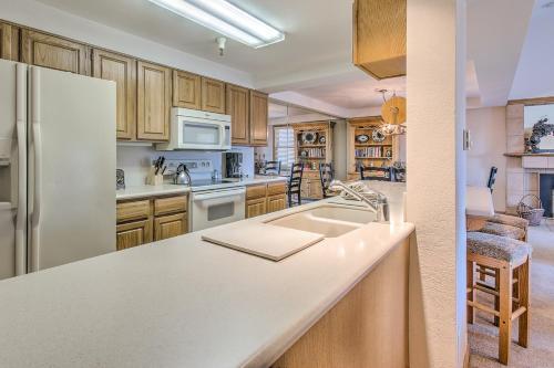 Torian Plum Plaza 507