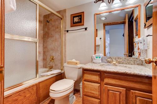 Torian Plum Plaza 507