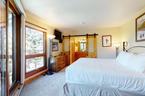 The Lodge F At Steamboat