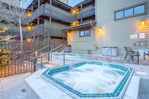 The Lodge F At Steamboat