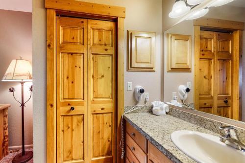 Lodge B At Steamboat II