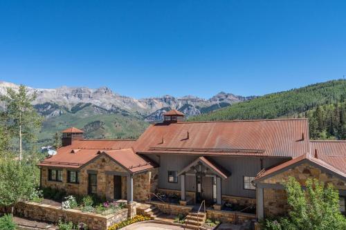 Cassidy Ridge Condos