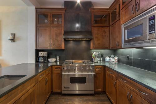 Cassidy Ridge Condos